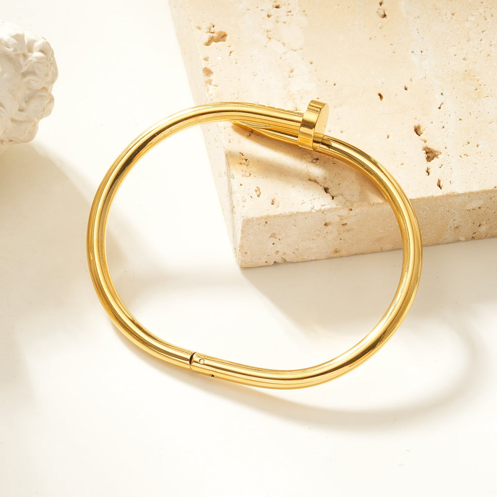 Agota Nail Bracelet