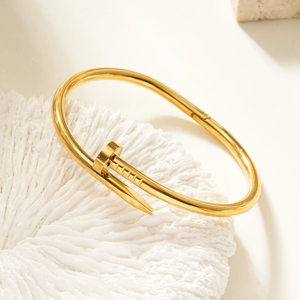 Agota Nail Bracelet