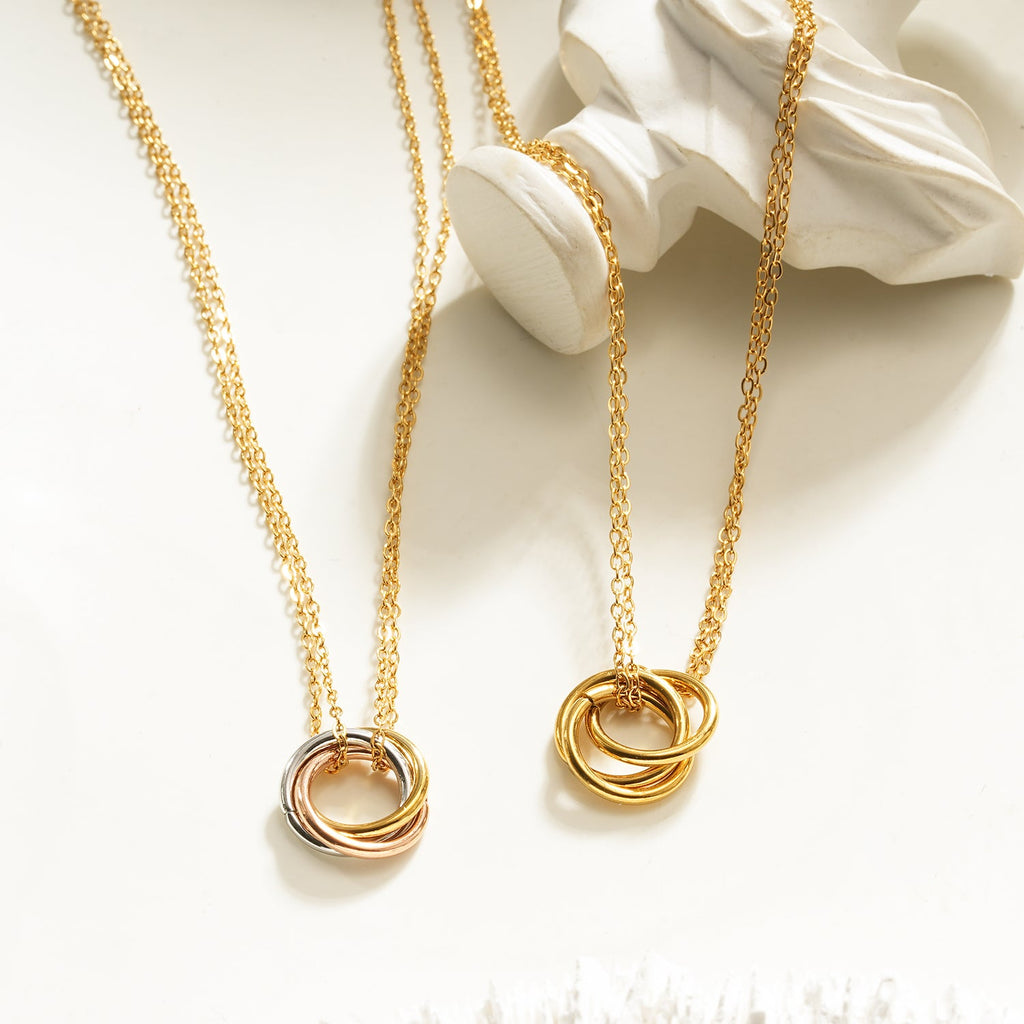 Elvira Necklace