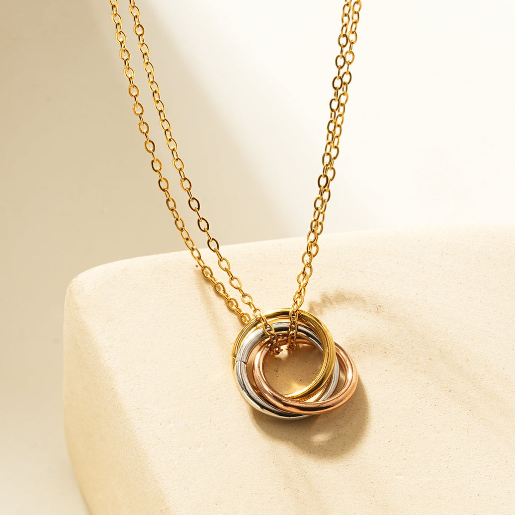 Elvira Necklace