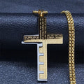 Cross Pendant Necklace golden