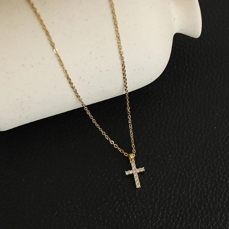 Cross Zircon Pendent Necklace
