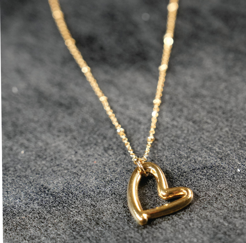 Smitten Pendant
